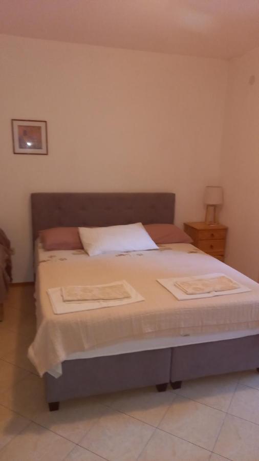 Apartmani Cosic Duće Екстериор снимка