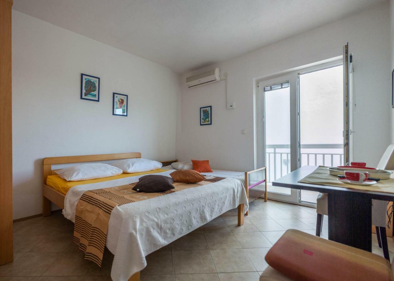 Apartmani Cosic Duće Екстериор снимка
